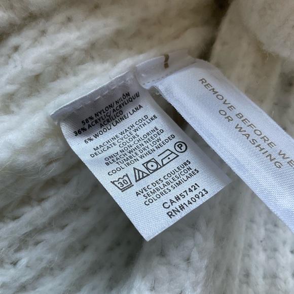 Lou & Grey Chunky Knit Turtleneck Sweater - Picture 4 of 6